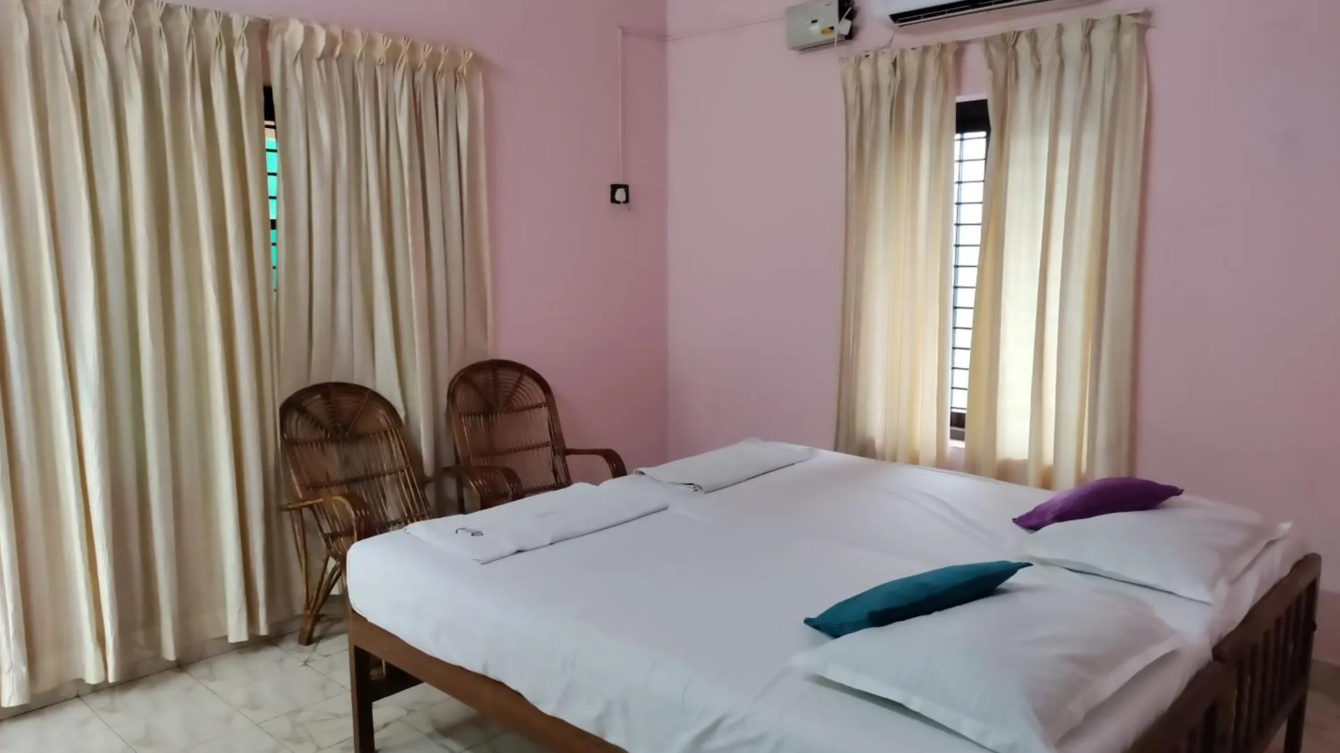 Basuri Beach Resort Варкала Гостевой дом